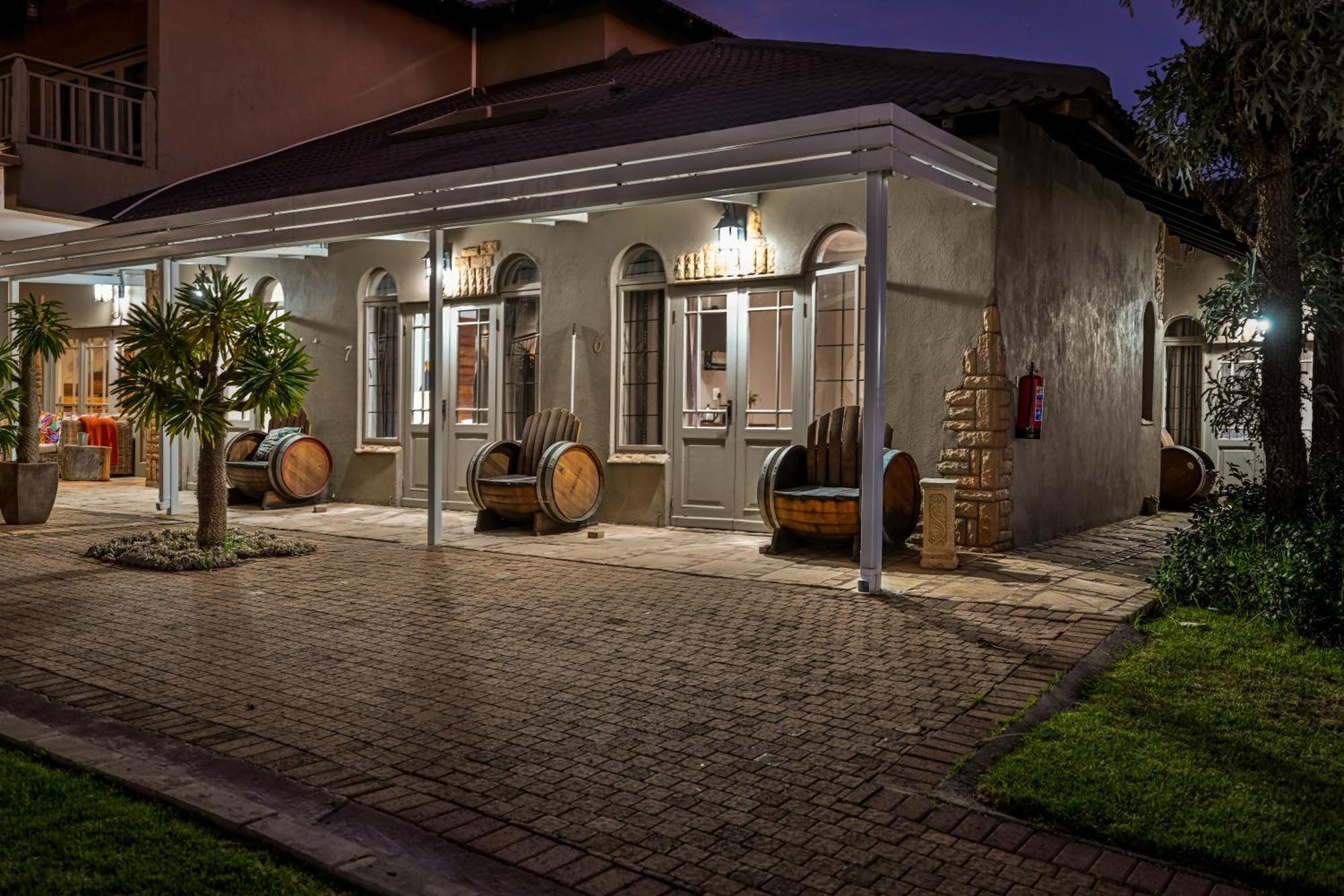 Blue Rain Guest House Блумфонтейн Экстерьер фото